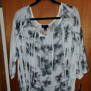 AB Studio Sheer White with Grey Flowers 3/4 Sleeves Top NEW XL